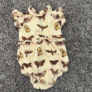 Kate Quinn Butterfly Ruffle Onesie Romper 12-18 months